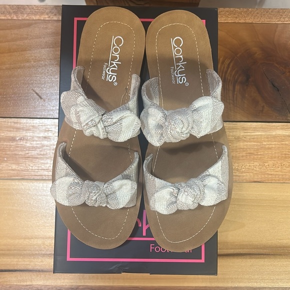 NWT Corkys Tan Natural Stripe Take a Bow Sandal - Picture 3 of 4